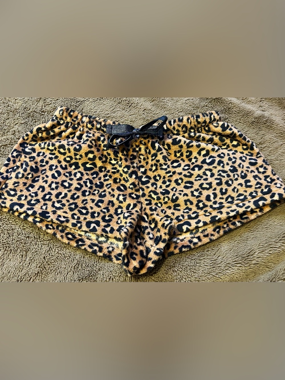 Leopard print fuzzy lounge shorts